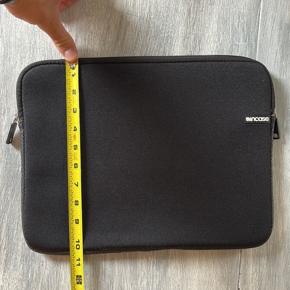Incase Laptop Case - Picture 6 of 6